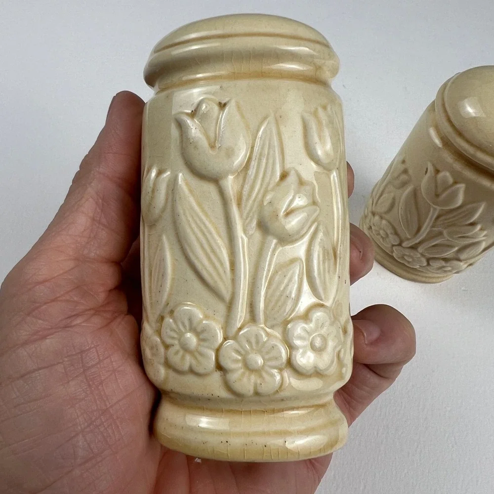 Vintage Salt and Pepper Shakers Set Cream Tulip Floral Ceramic Farmhouse Decor
